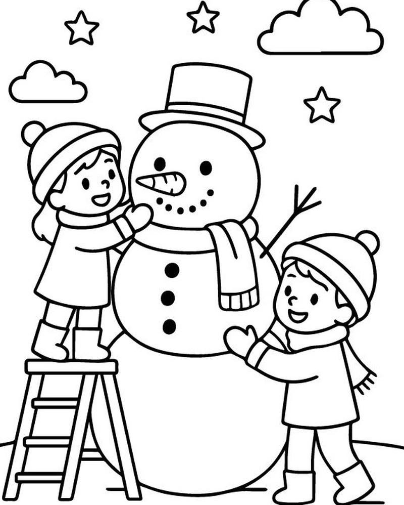 Hình người tuyết đứng cạnh cây thông nhỏ
