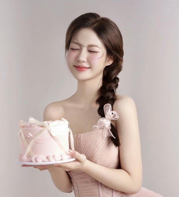 Hình ảnh avatar sinh nhật cho nữ đẹp phong cách nhẹ nhàng